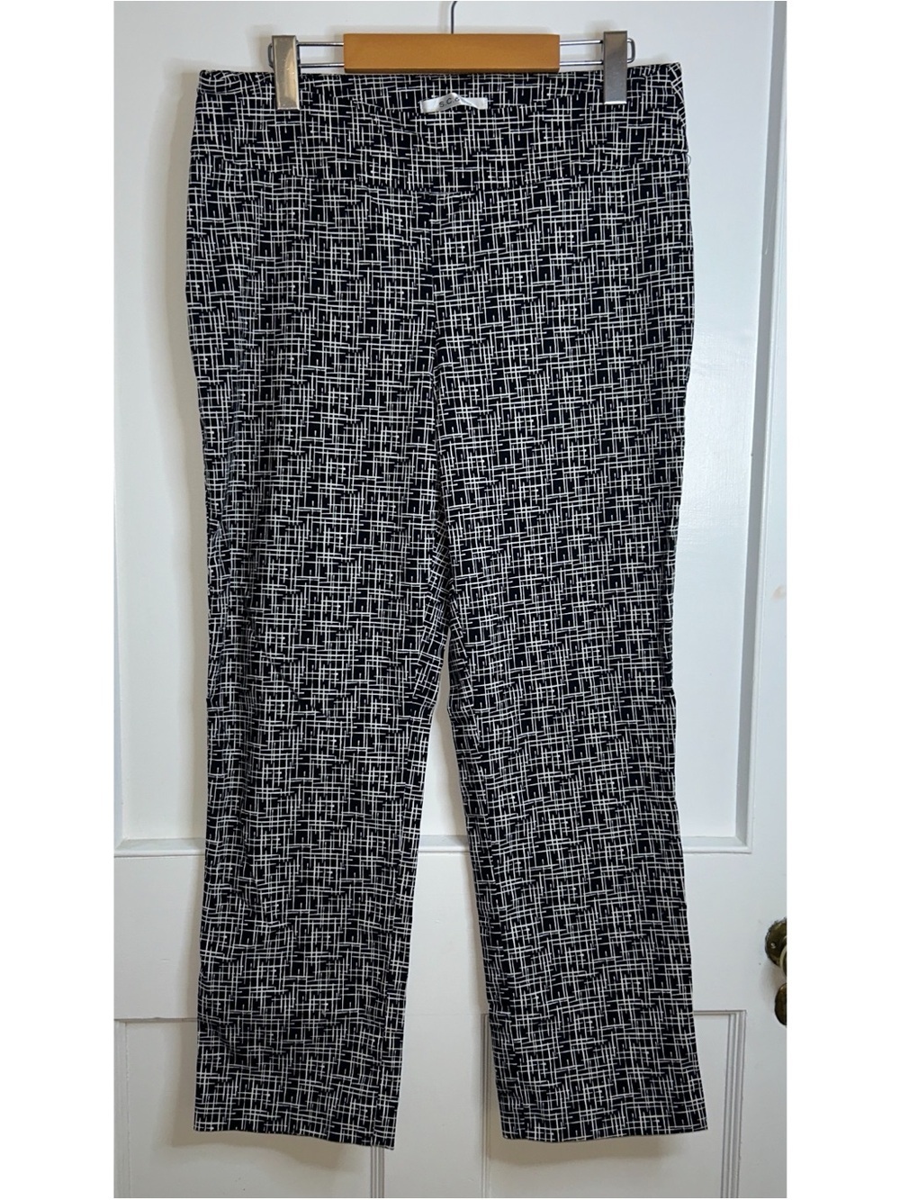BNWOT Women’s S &C Stretch Pants in Black and White Size 14